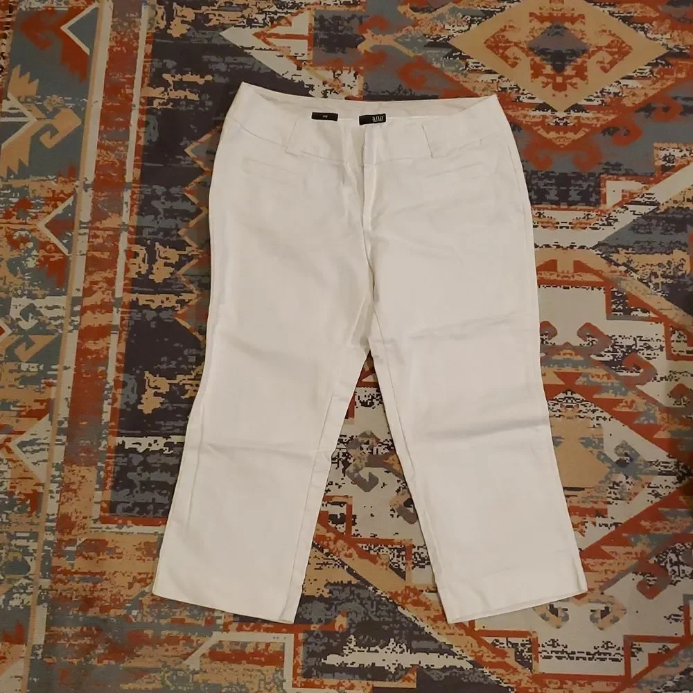 A.N.A. LADIES WHITE CROPPED PANTS-16-COTTON/SPANDEX-WORN ONCE‎